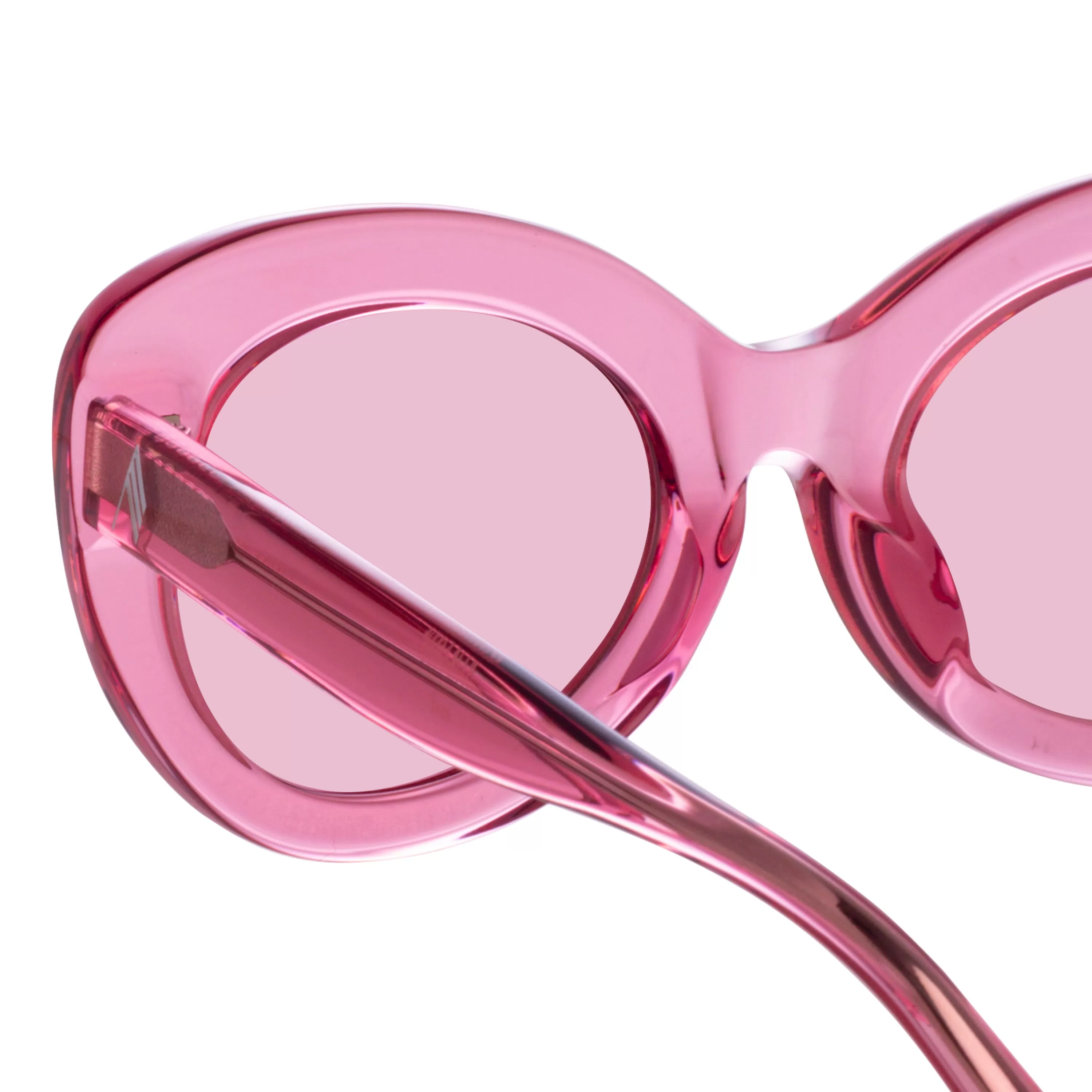 agnes_cat_eye_sunglasses_in_pink_4.webp LINDA FARROW (U.K.) Agnes Cat Eye Sunglasses in Pink