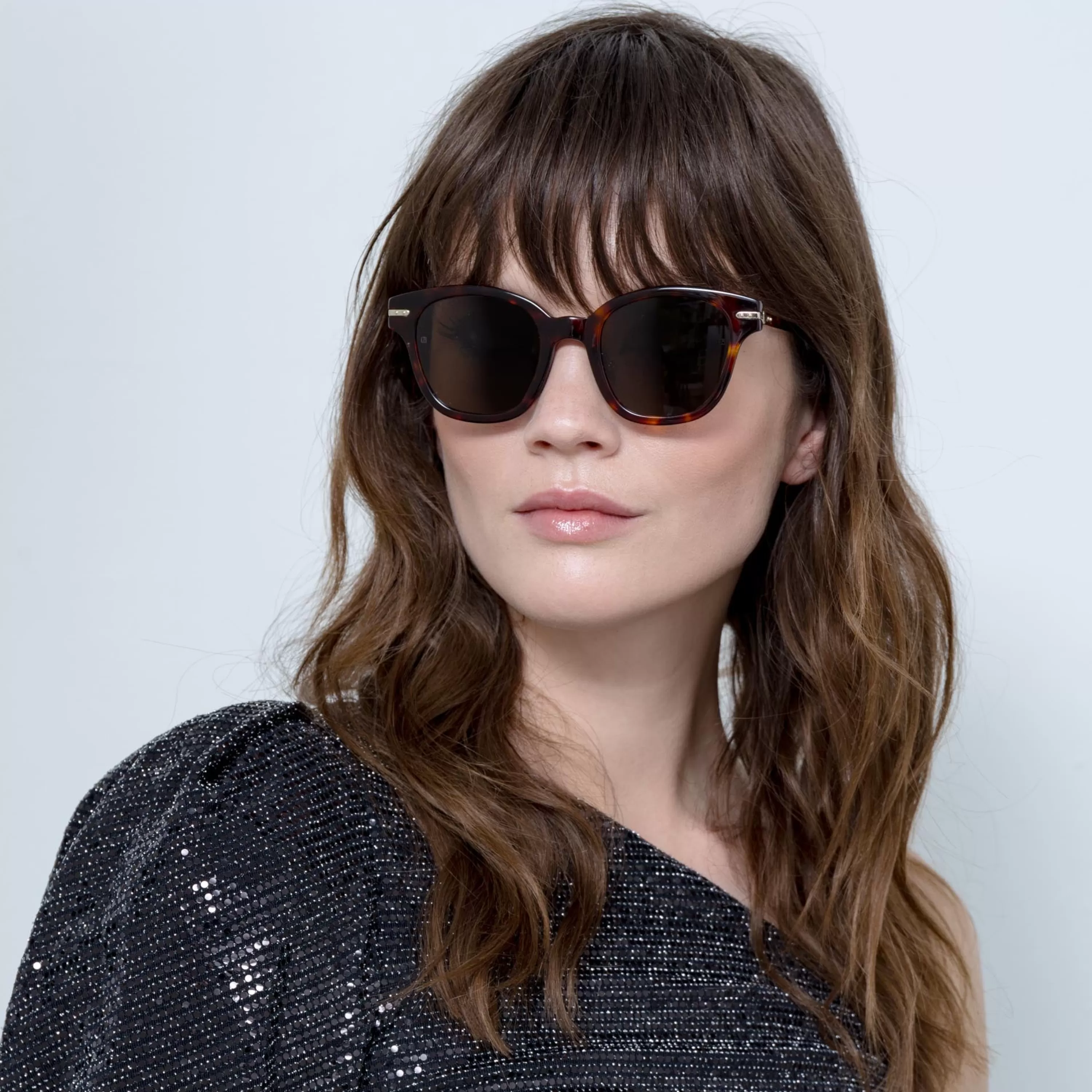 atkins_a_dframe_sunglasses_in_tortoiseshell_2.webp Linda Farrow Linear Atkins A D-Frame Sunglasses in Tortoiseshell