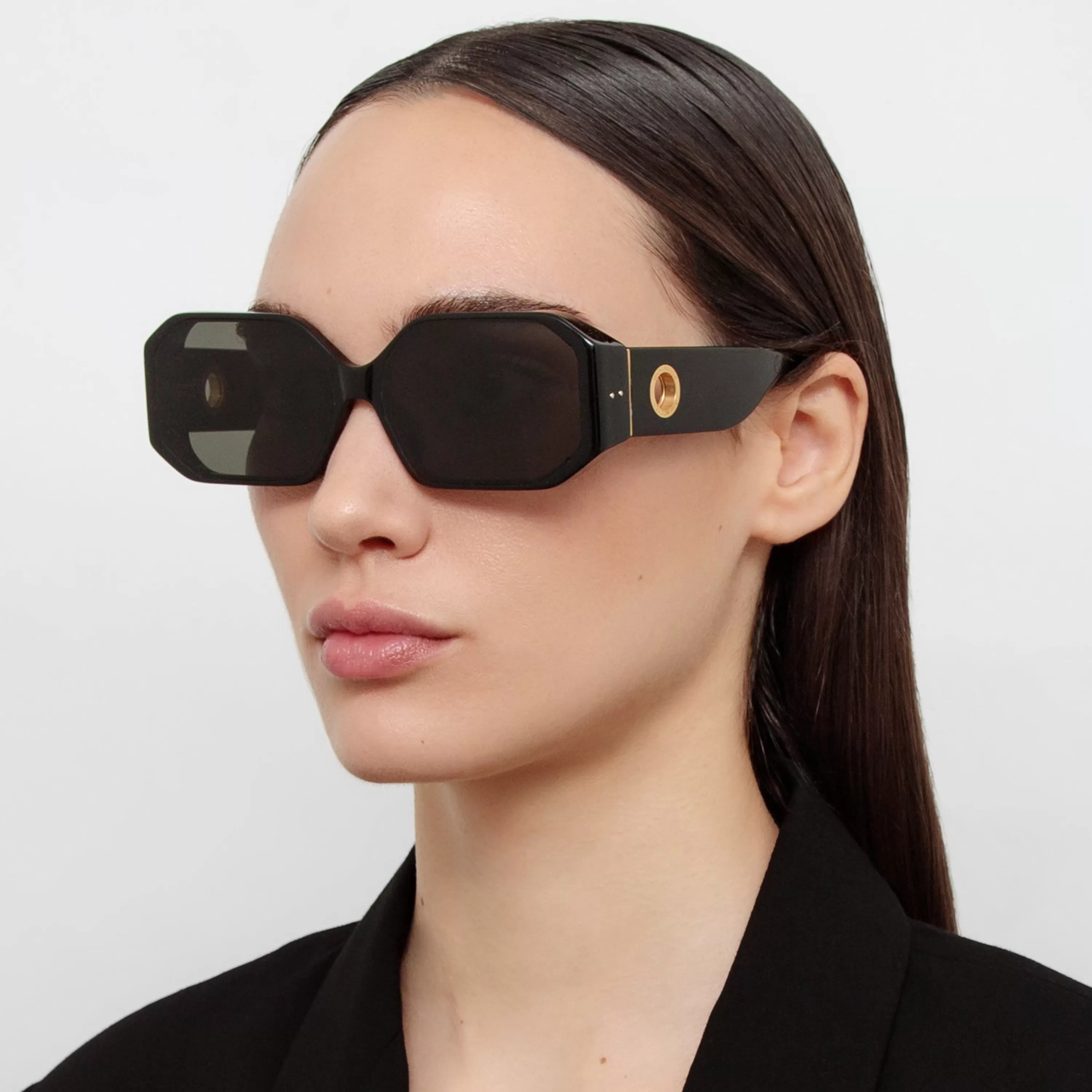 Women LINDA FARROW (U.K.) Bailey Angular Sunglasses in Black