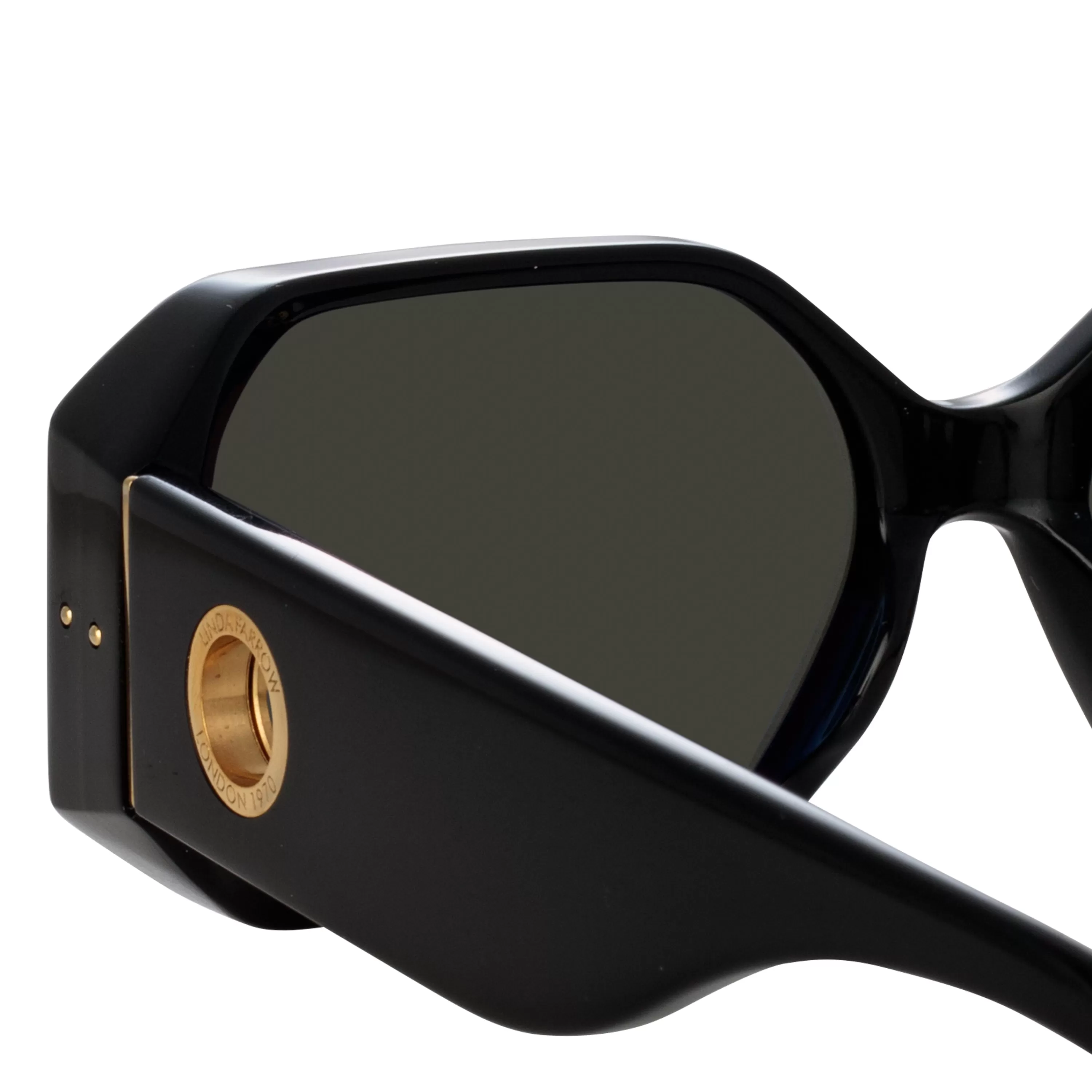 bailey_angular_sunglasses_in_black_4.webp Women LINDA FARROW (U.K.) Bailey Angular Sunglasses in Black