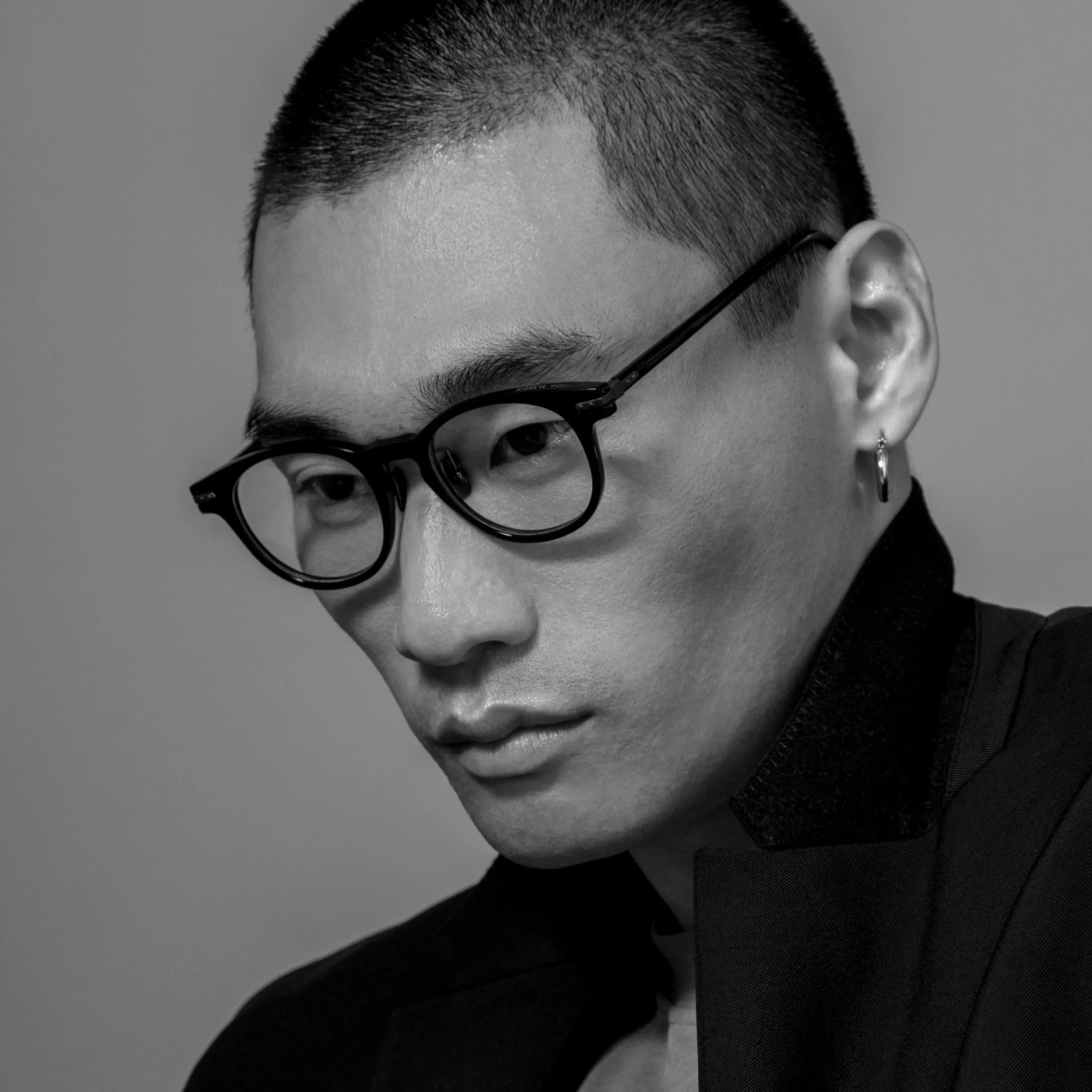 Linda Farrow Bay Optical D-Frame in Black and Nickel (Asian Fit)