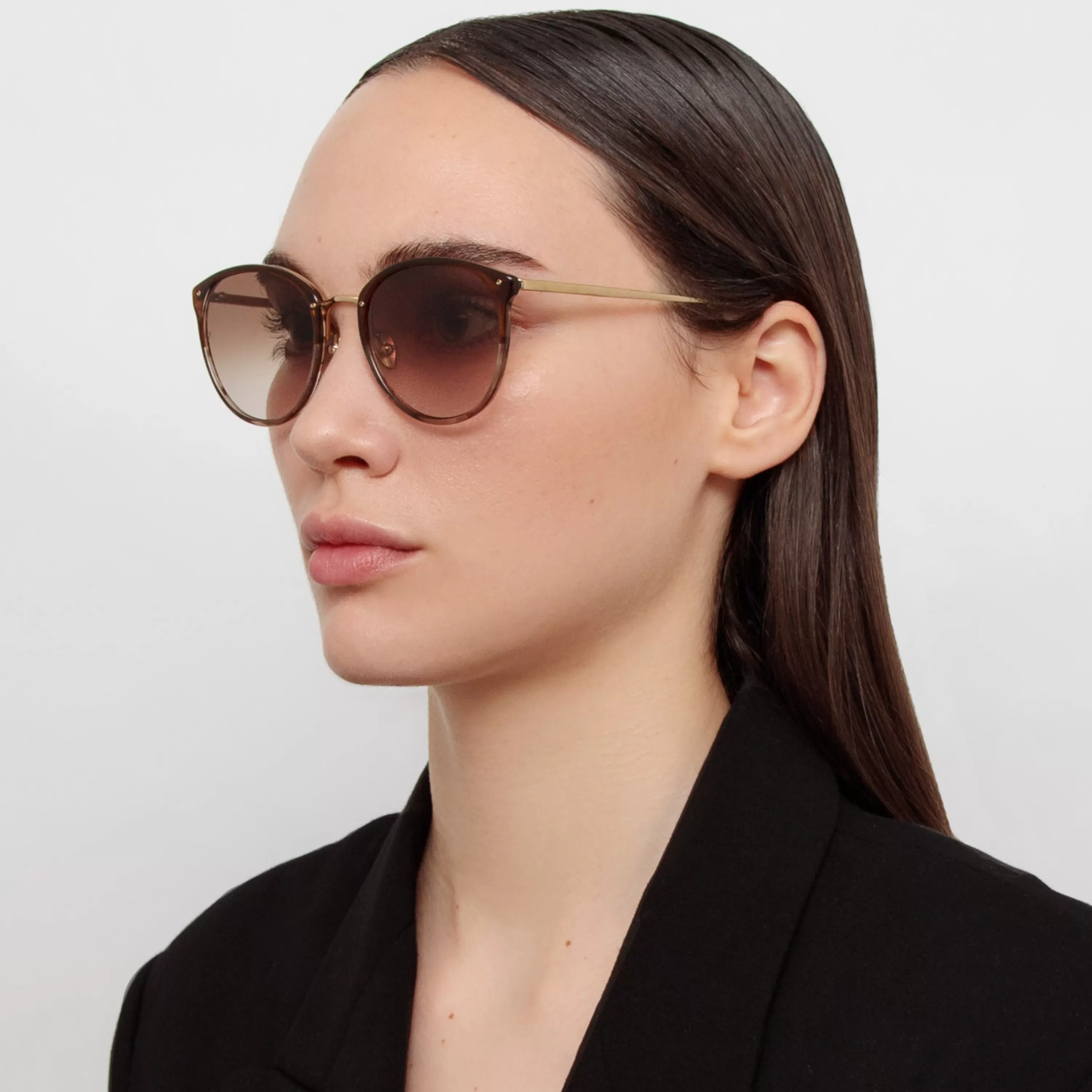 Women Linda Farrow Calthorpe Oval Sunglasses in Caramel Horn