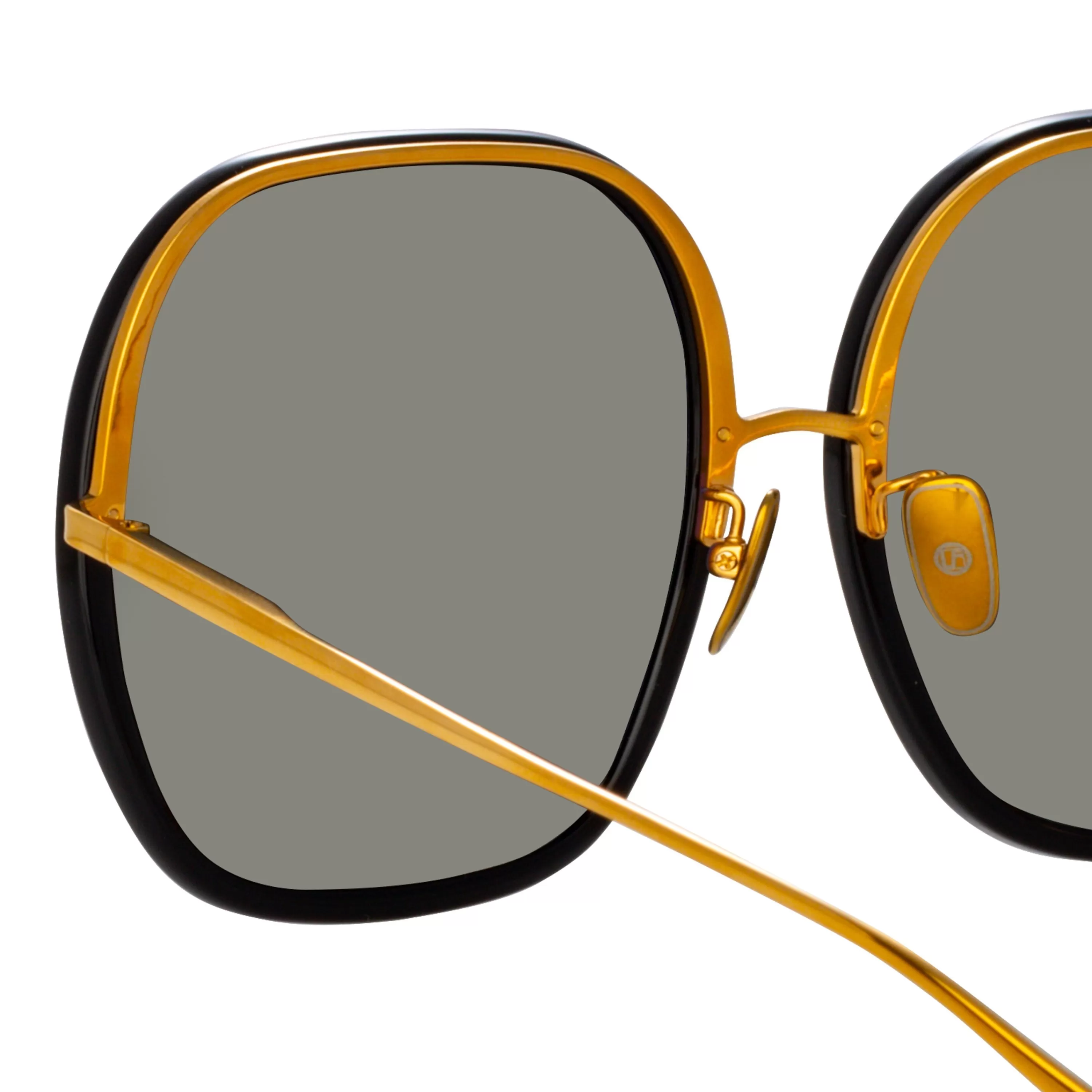 celia_oversized_sunglasses_in_black_3.webp Women LINDA FARROW (U.K.) Celia Oversized Sunglasses in Black
