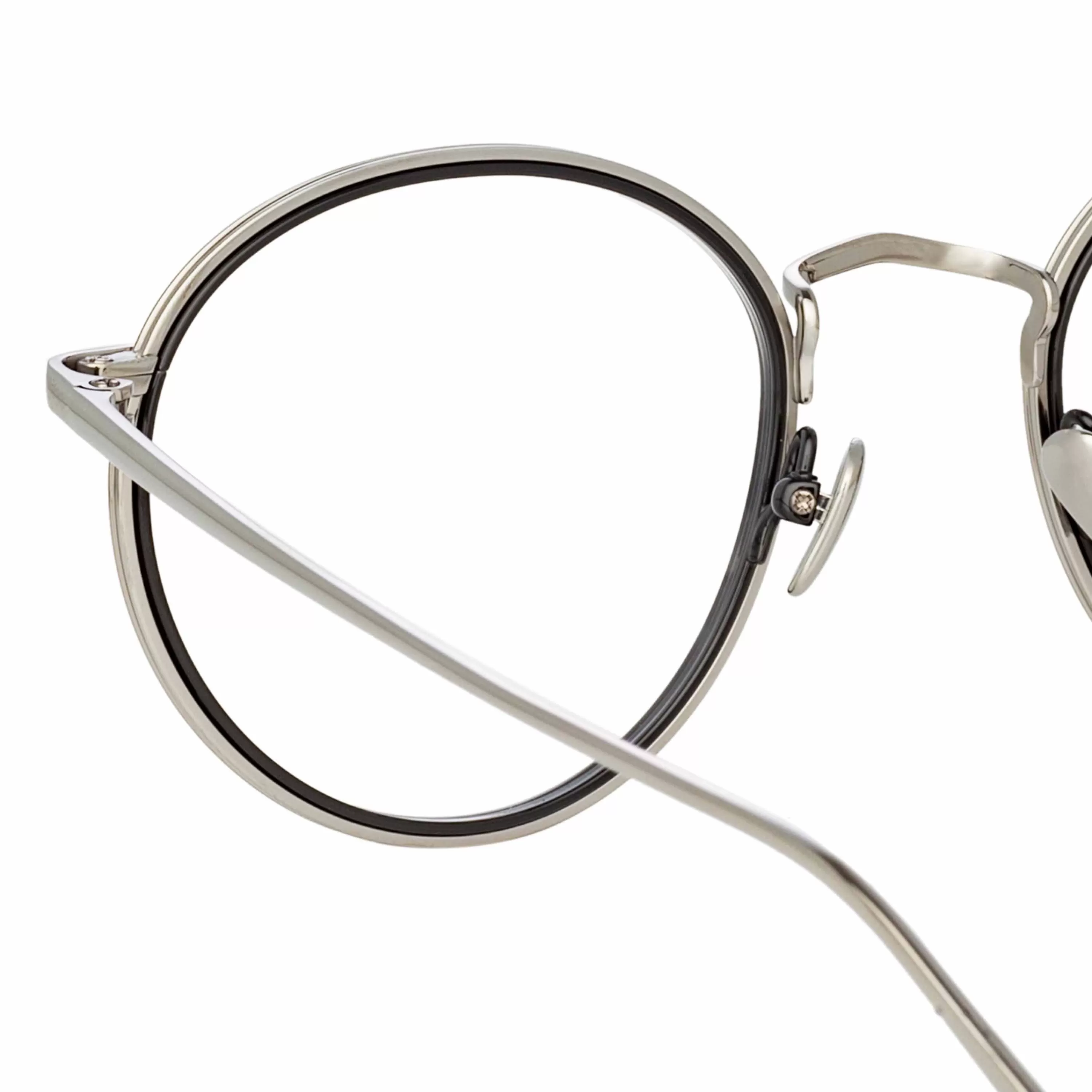 comer_optical_oval_frame_in_white_gold_4.webp LINDA FARROW (U.K.) Comer Optical Oval Frame in White Gold