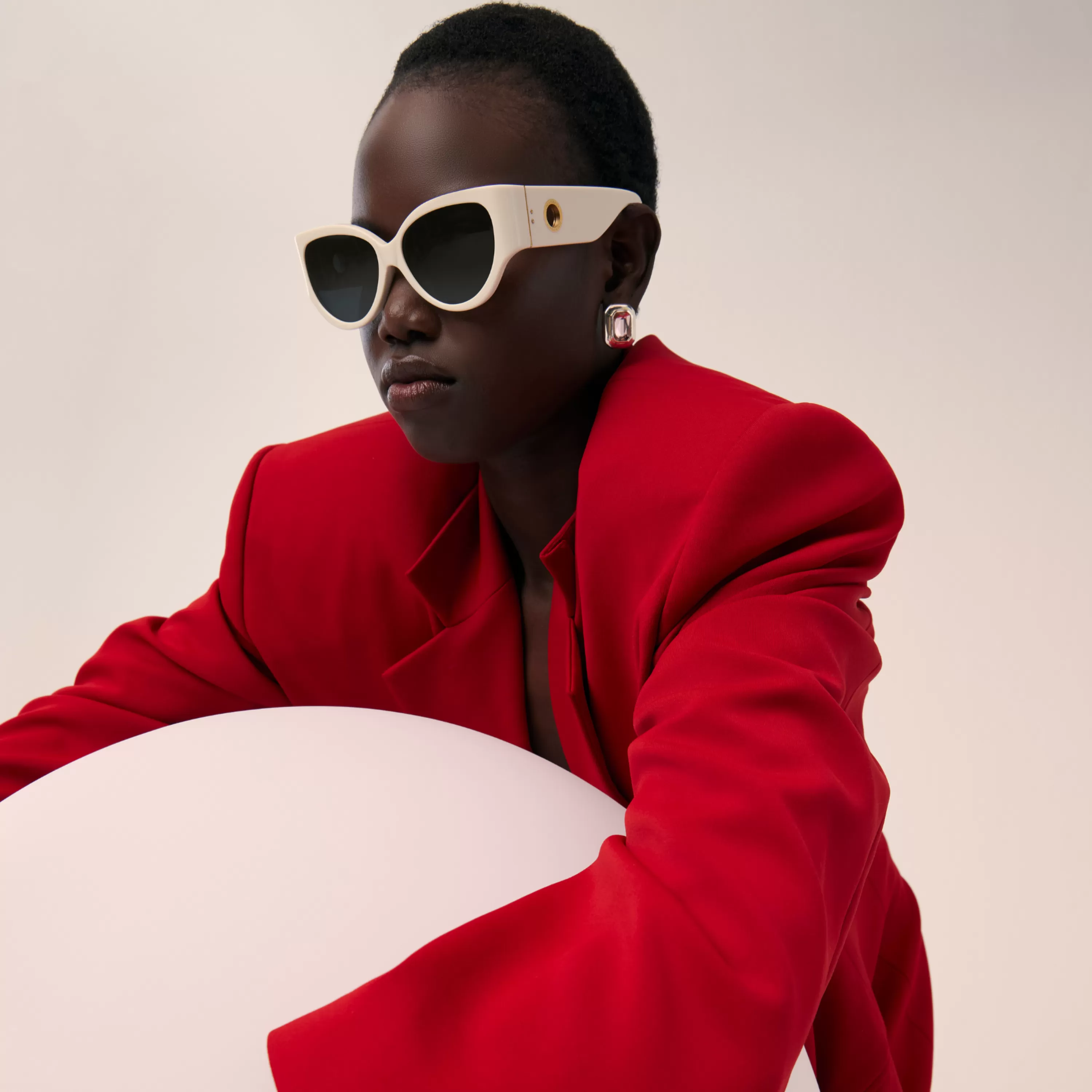 connie_cat_eye_sunglasses_in_white_6.webp Women LINDA FARROW (U.K.) Connie Cat Eye Sunglasses in White