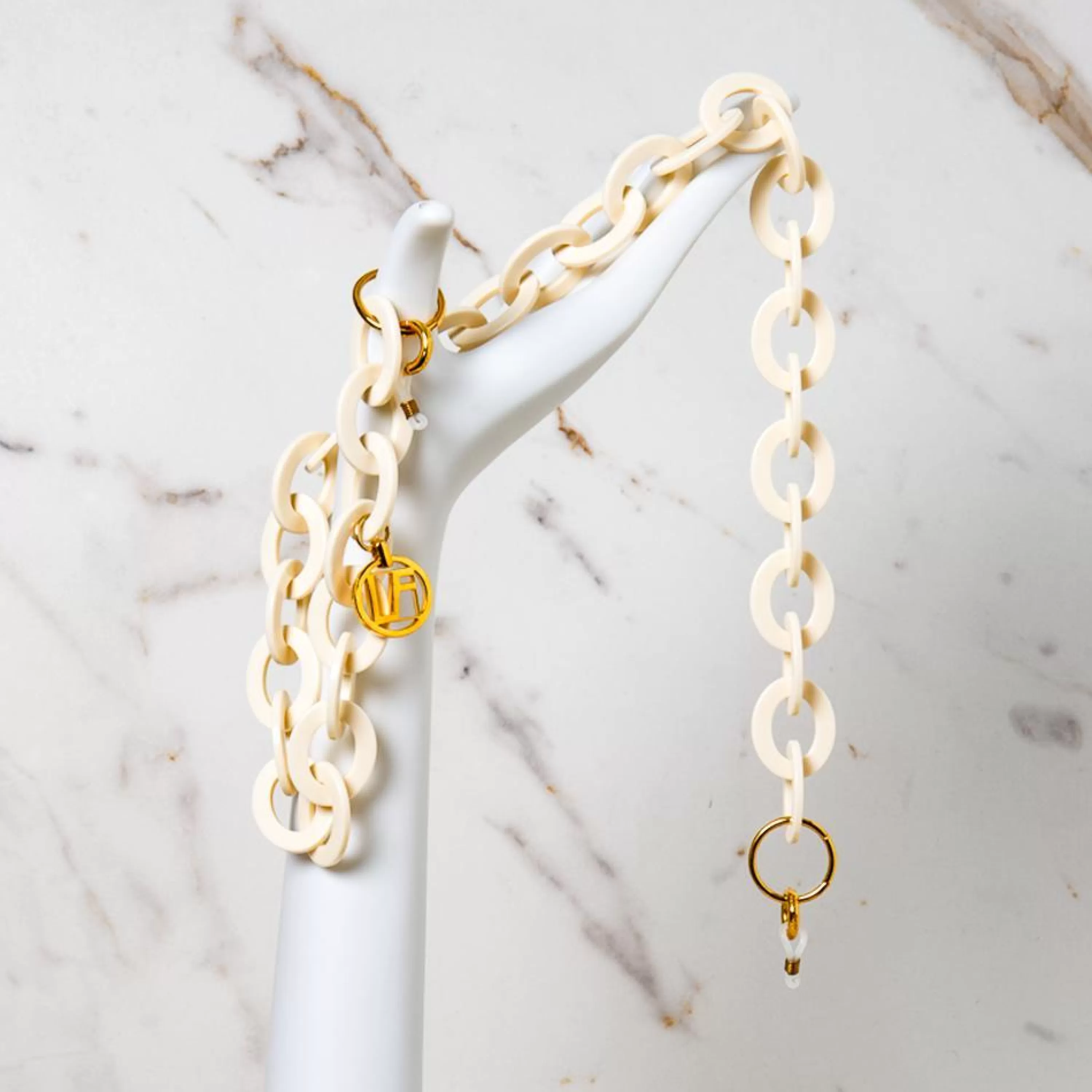 cream_oval_link_acetate_chain_1.webp Linda Farrow Cream Oval Link Acetate Chain