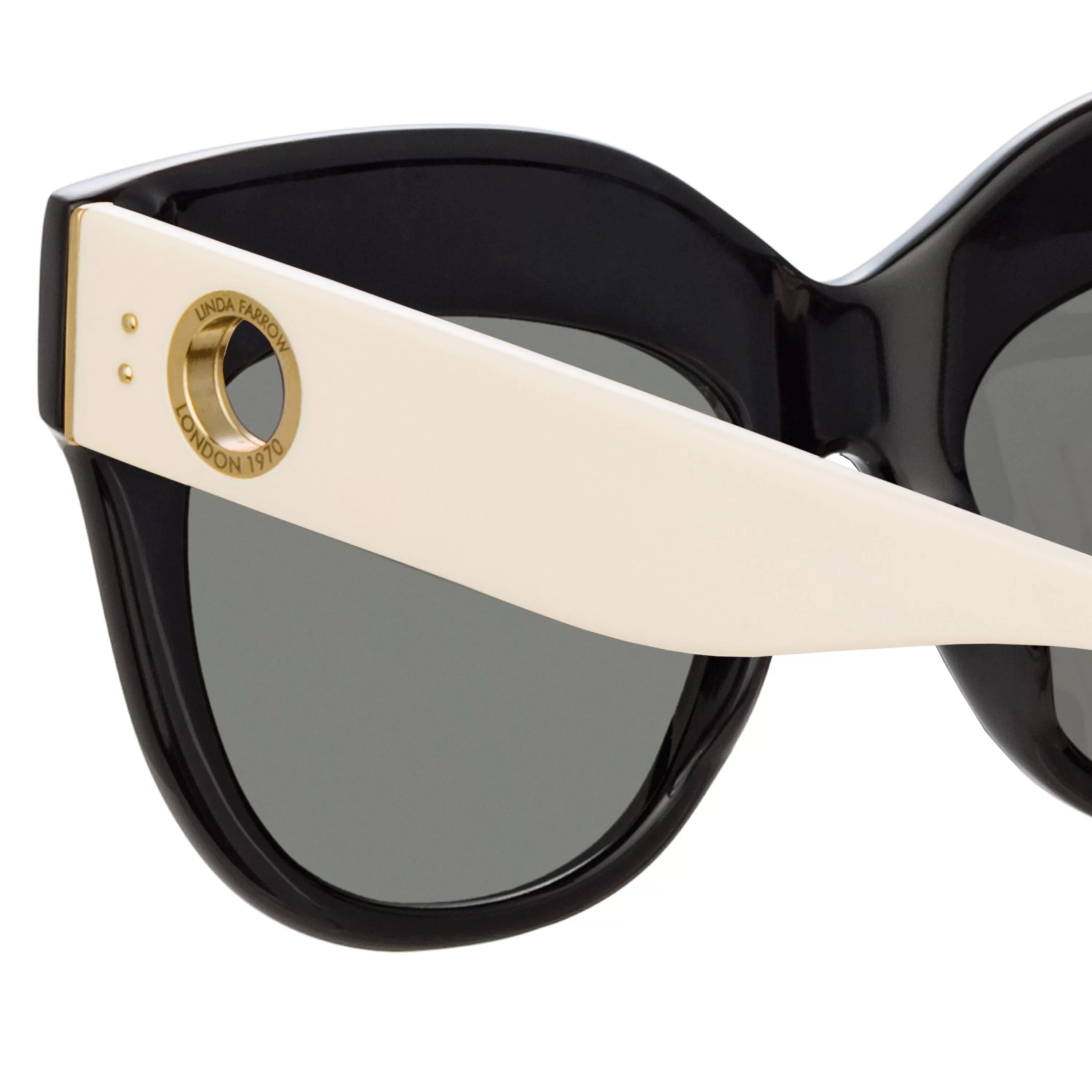 dunaway_oversized_sunglasses_in_black_and_cream_3.webp Linda Farrow Dunaway Oversized Sunglasses in Black and Cream