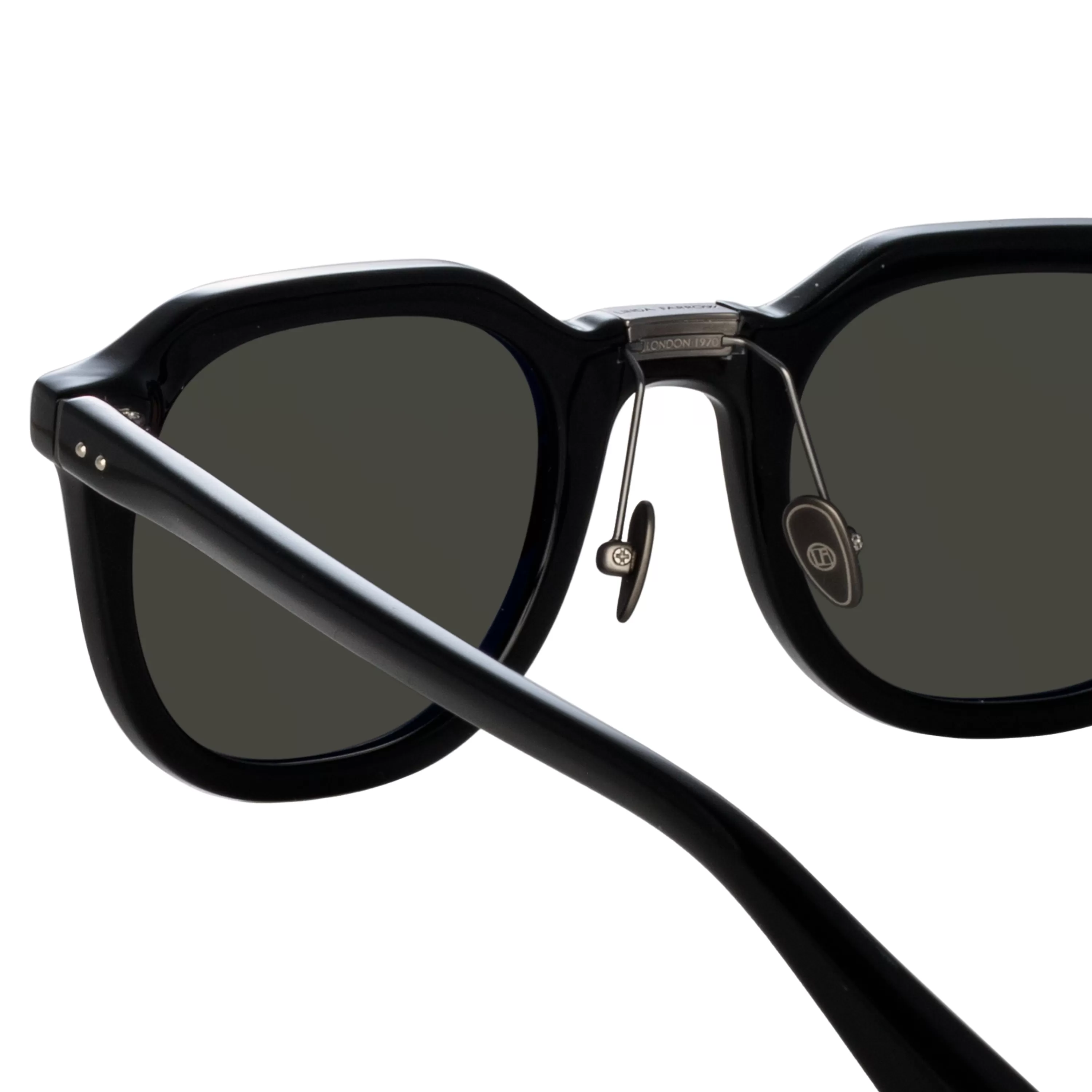 fletcher_angular_sunglasses_in_black_and_grey_4.webp LINDA FARROW (U.K.) Fletcher Angular Sunglasses in Black and Grey