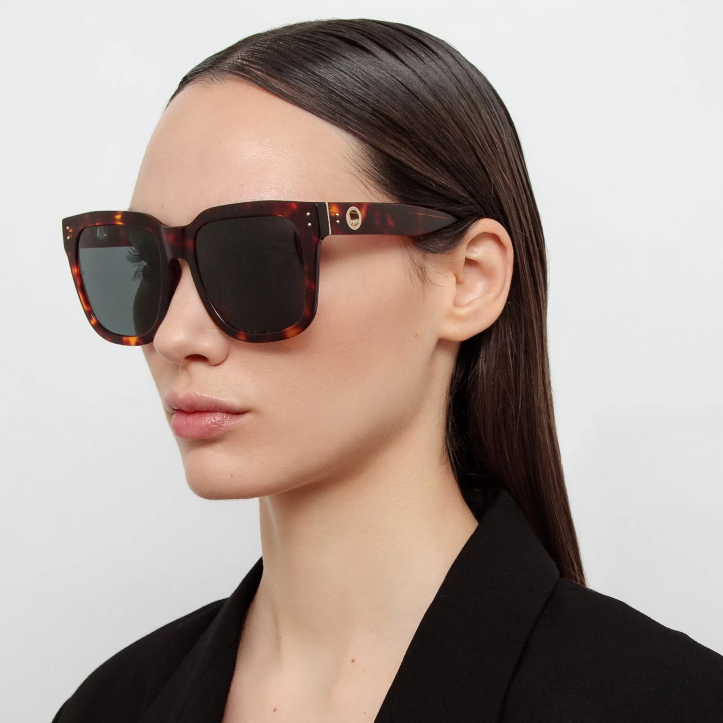 freya_square_sunglasses_in_tortoiseshell_0.webp Women LINDA FARROW (U.K.) Freya Square Sunglasses in Tortoiseshell