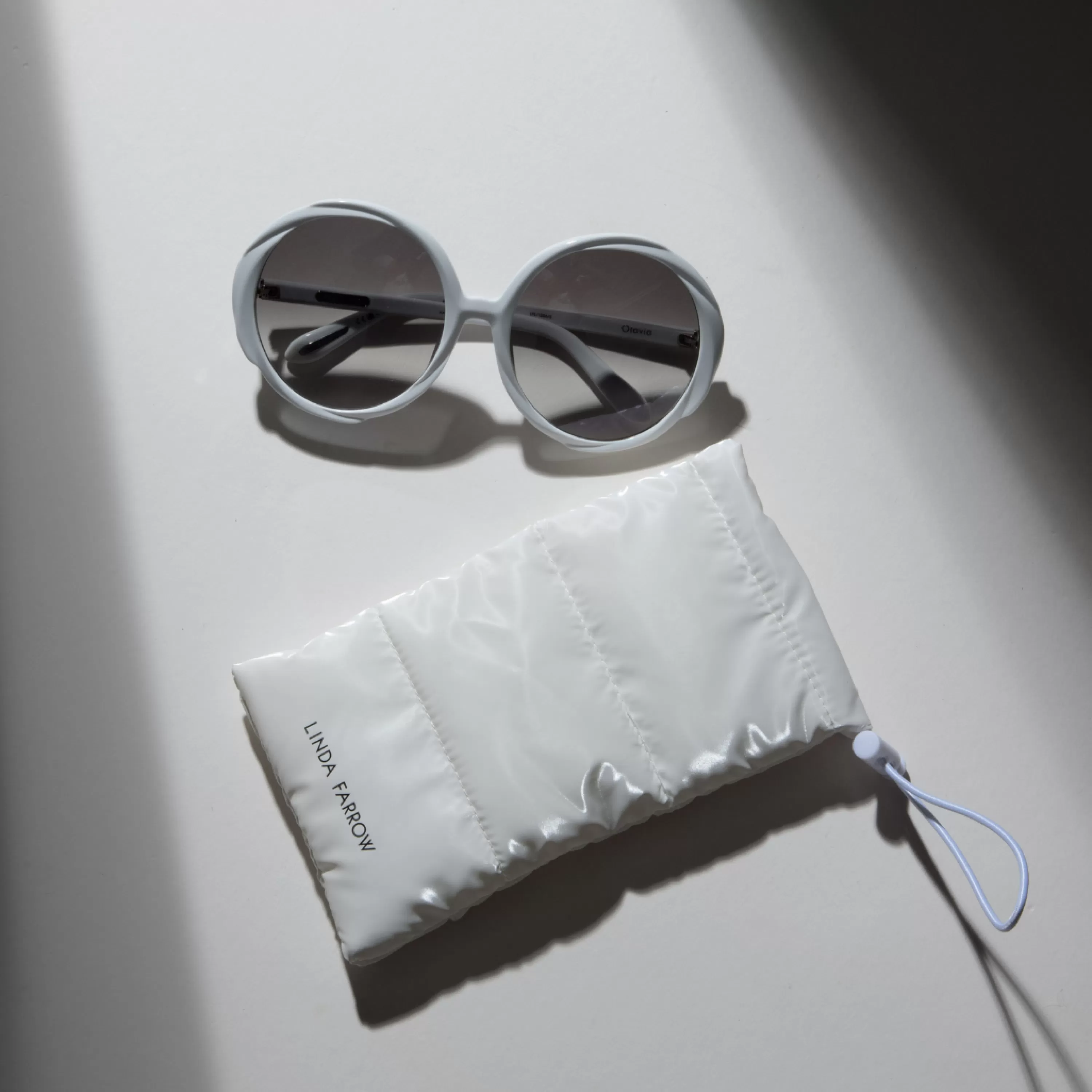 LINDA FARROW (U.K.) Linda Farrow White Padded Pouch