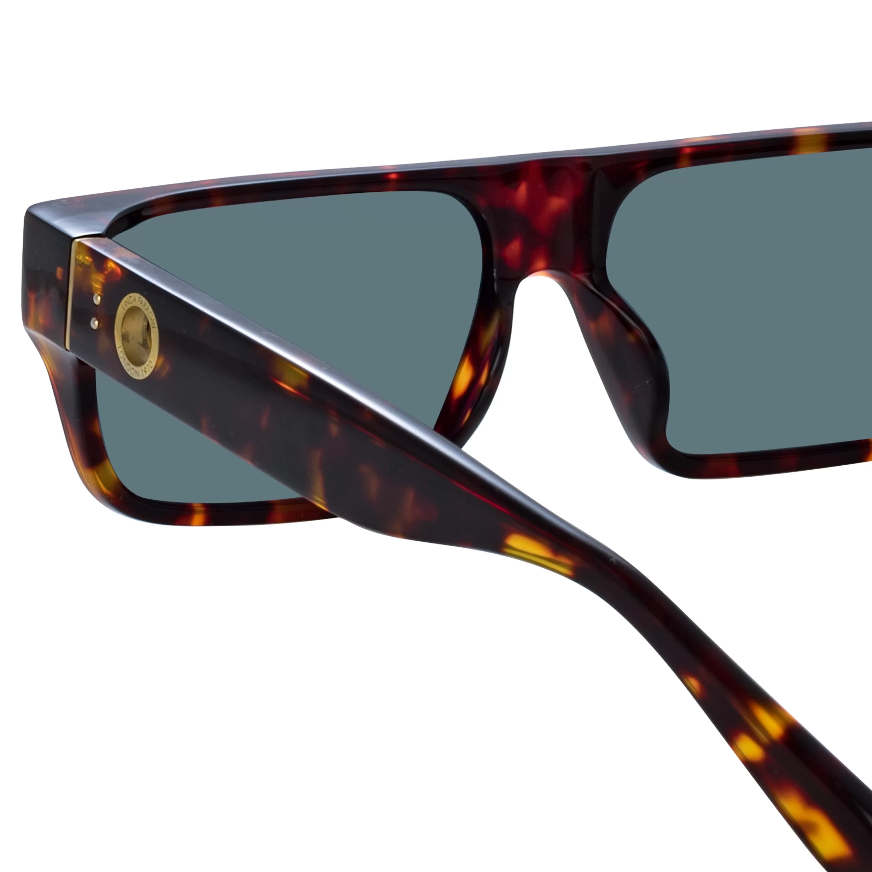 mens_brady_flat_top_sunglasses_in_tortoiseshell_4.webp LINDA FARROW (U.K.) Men's Brady Flat Top Sunglasses in Tortoiseshell
