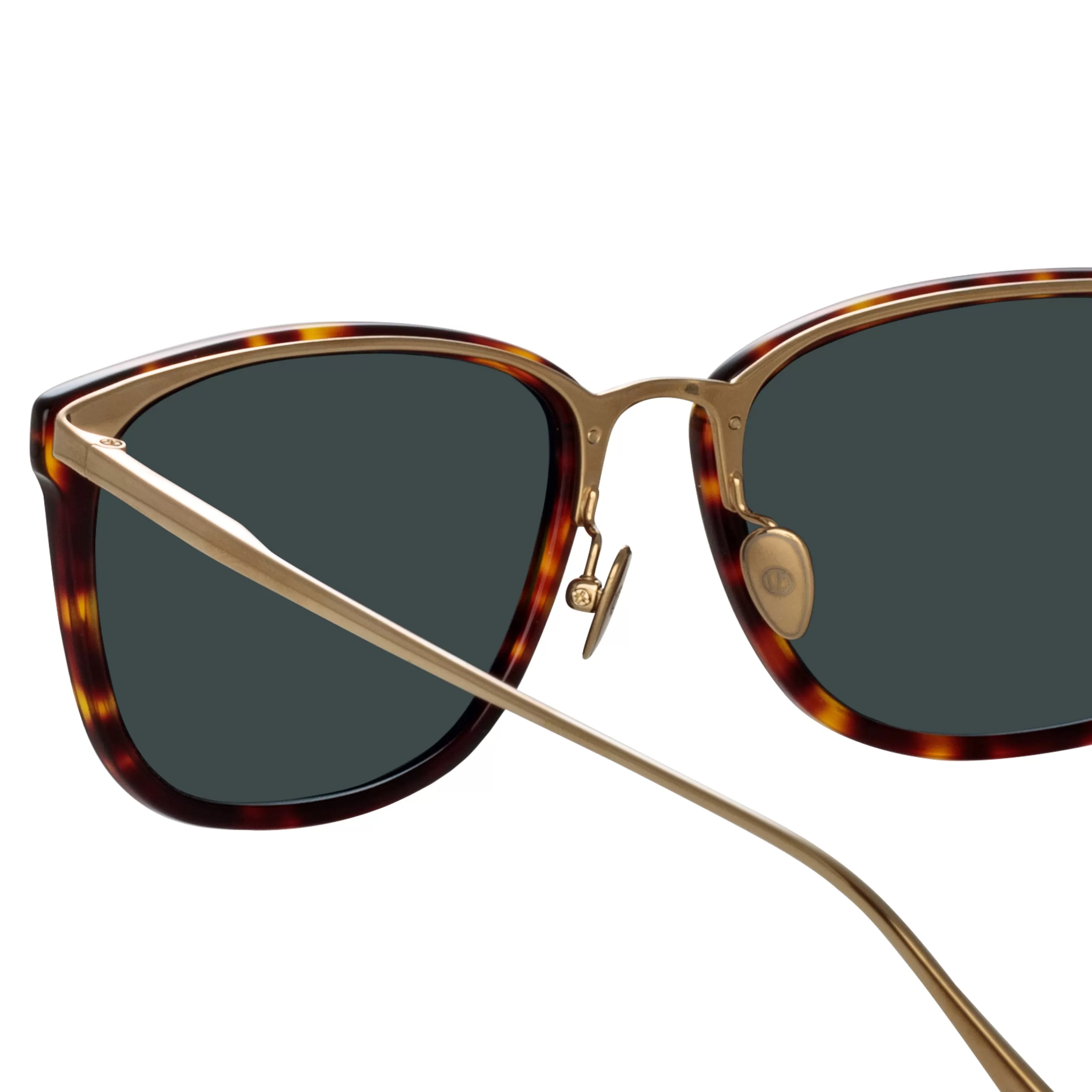 mens_cassin_dframe_sunglasses_in_tortoiseshell_4.webp LINDA FARROW (U.K.) Men's Cassin D-Frame Sunglasses in Tortoiseshell