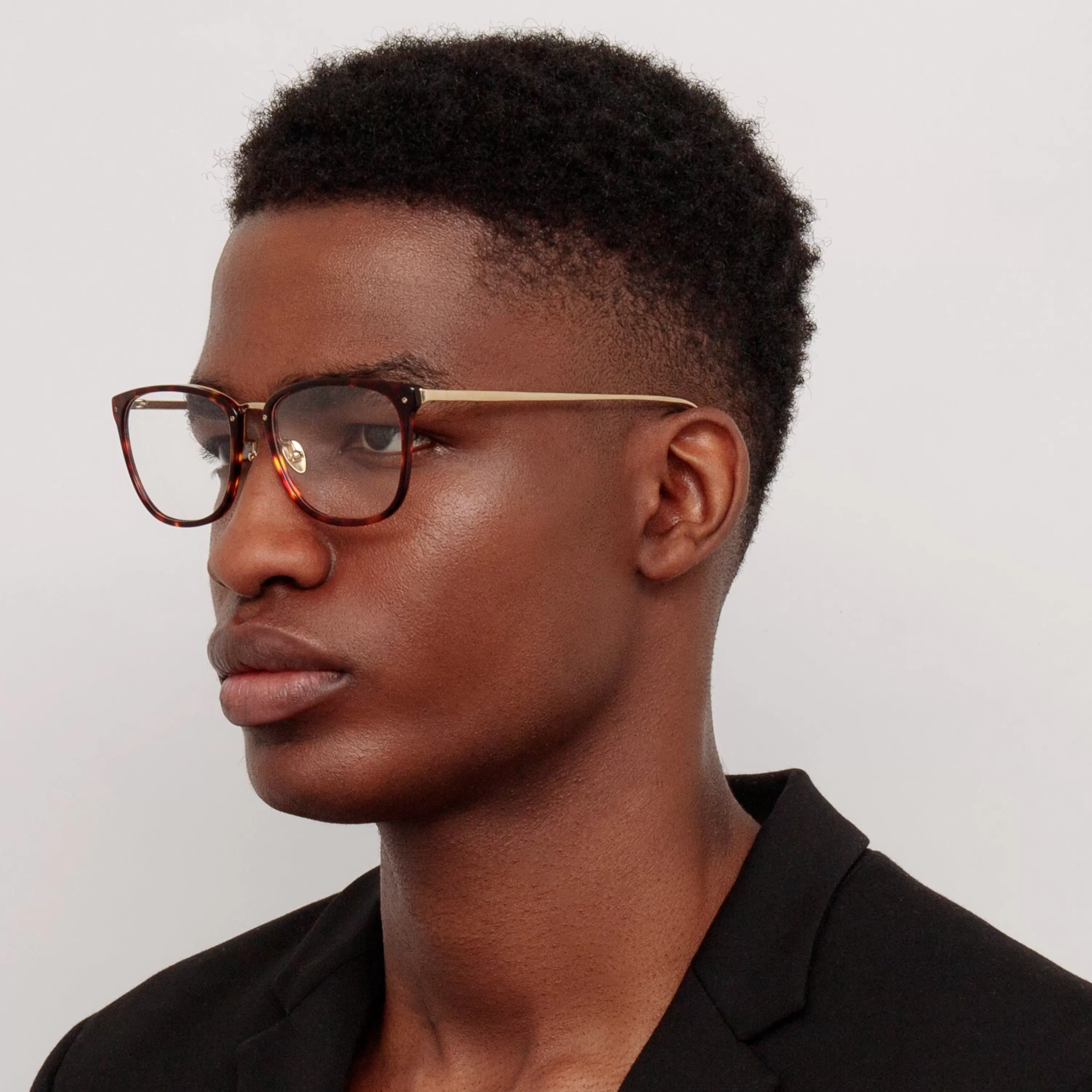 LINDA FARROW (U.K.) Men's Cassin Optical D-Frame in Tortoiseshell