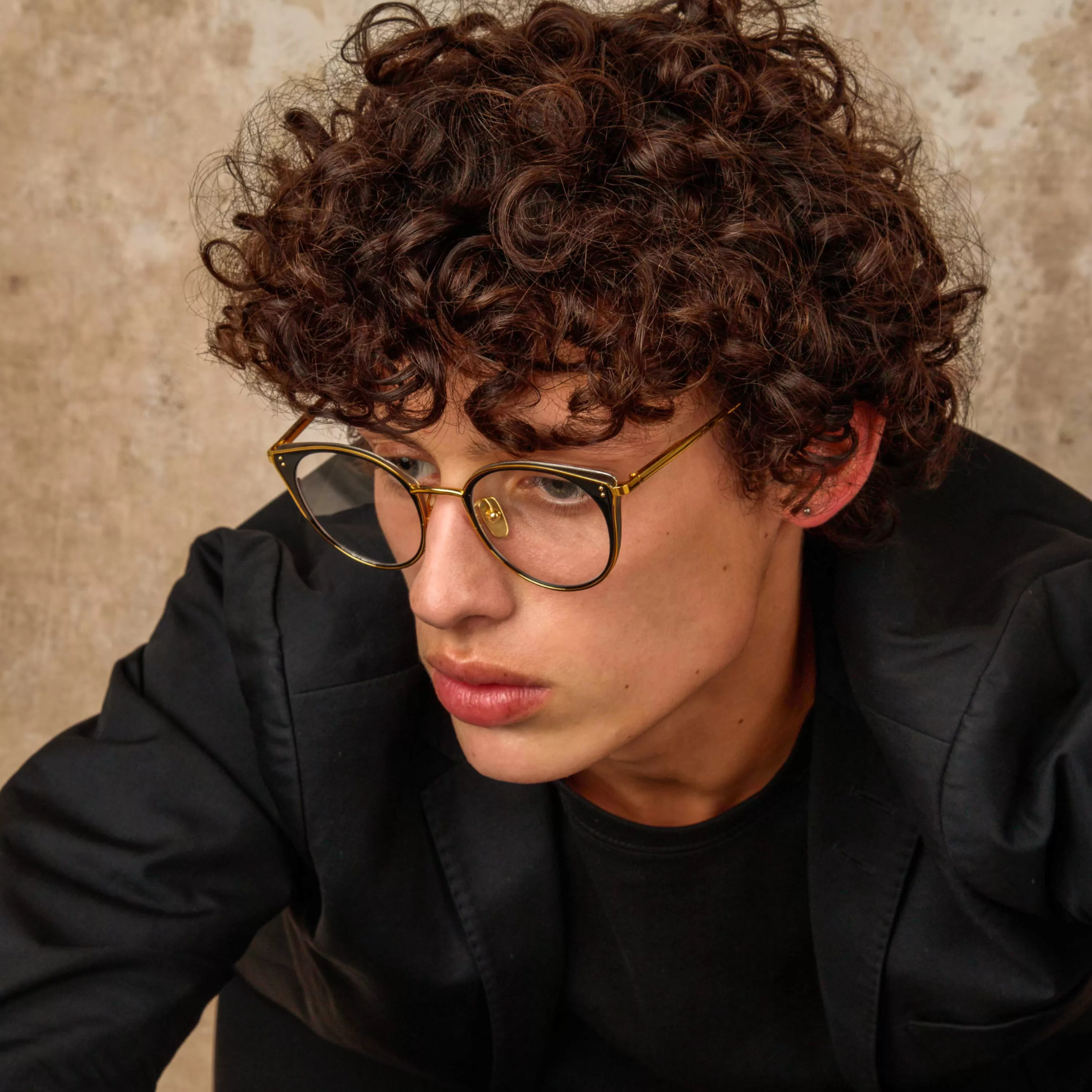 mens_neusa_oval_optical_frame_in_yellow_gold_4.webp LINDA FARROW (U.K.) Men's Neusa Oval Optical Frame in Yellow Gold