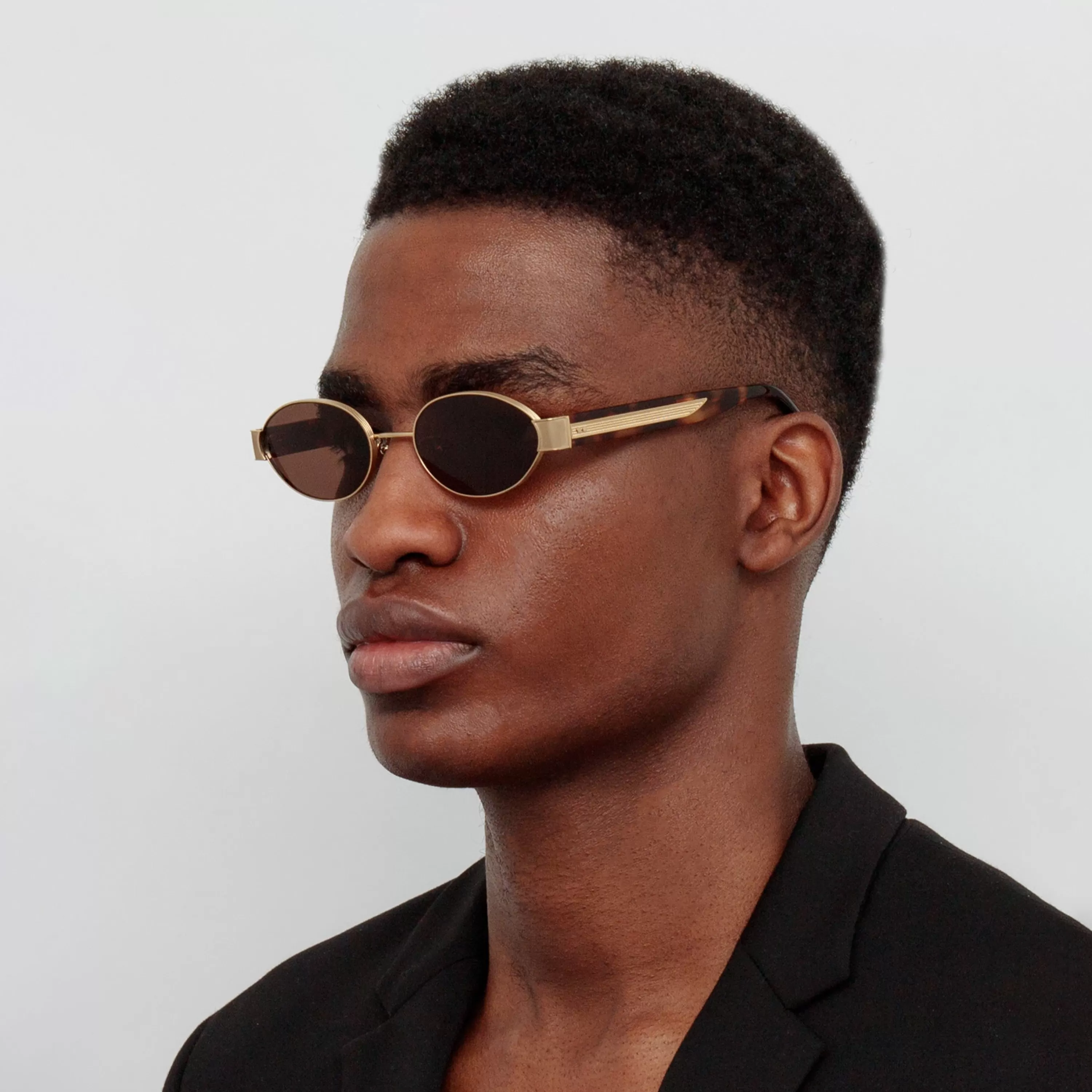 LINDA FARROW (U.K.) Men's Sadie Oval Sunglasses in Light Gold