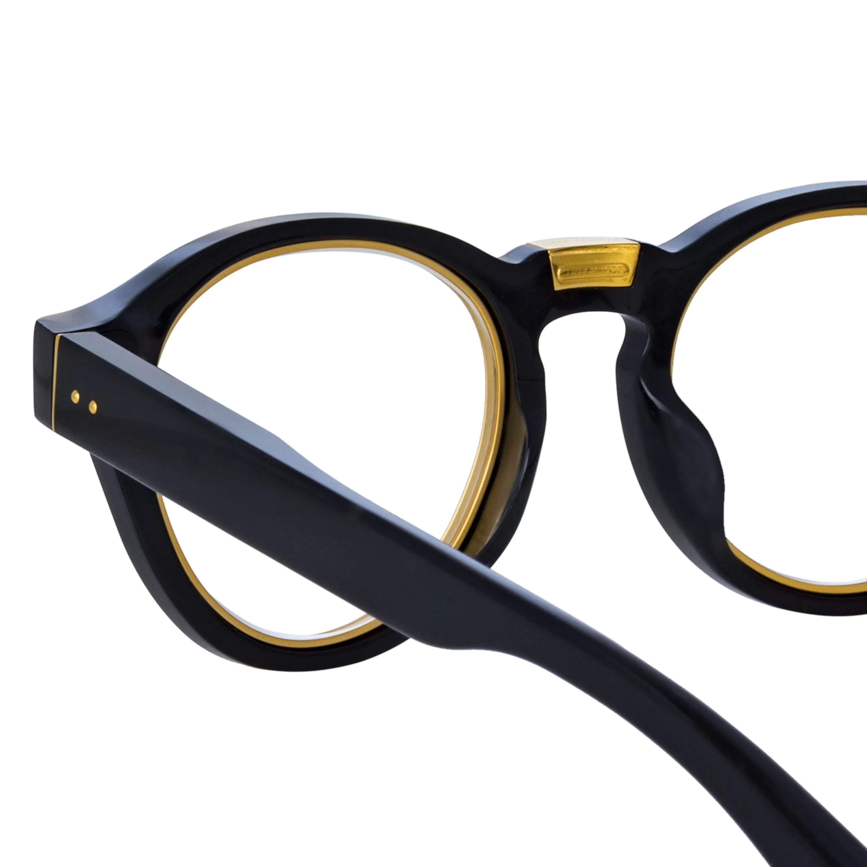 morris_oval_optical_frame_in_black_4.webp LINDA FARROW (U.K.) Morris Oval Optical Frame in Black