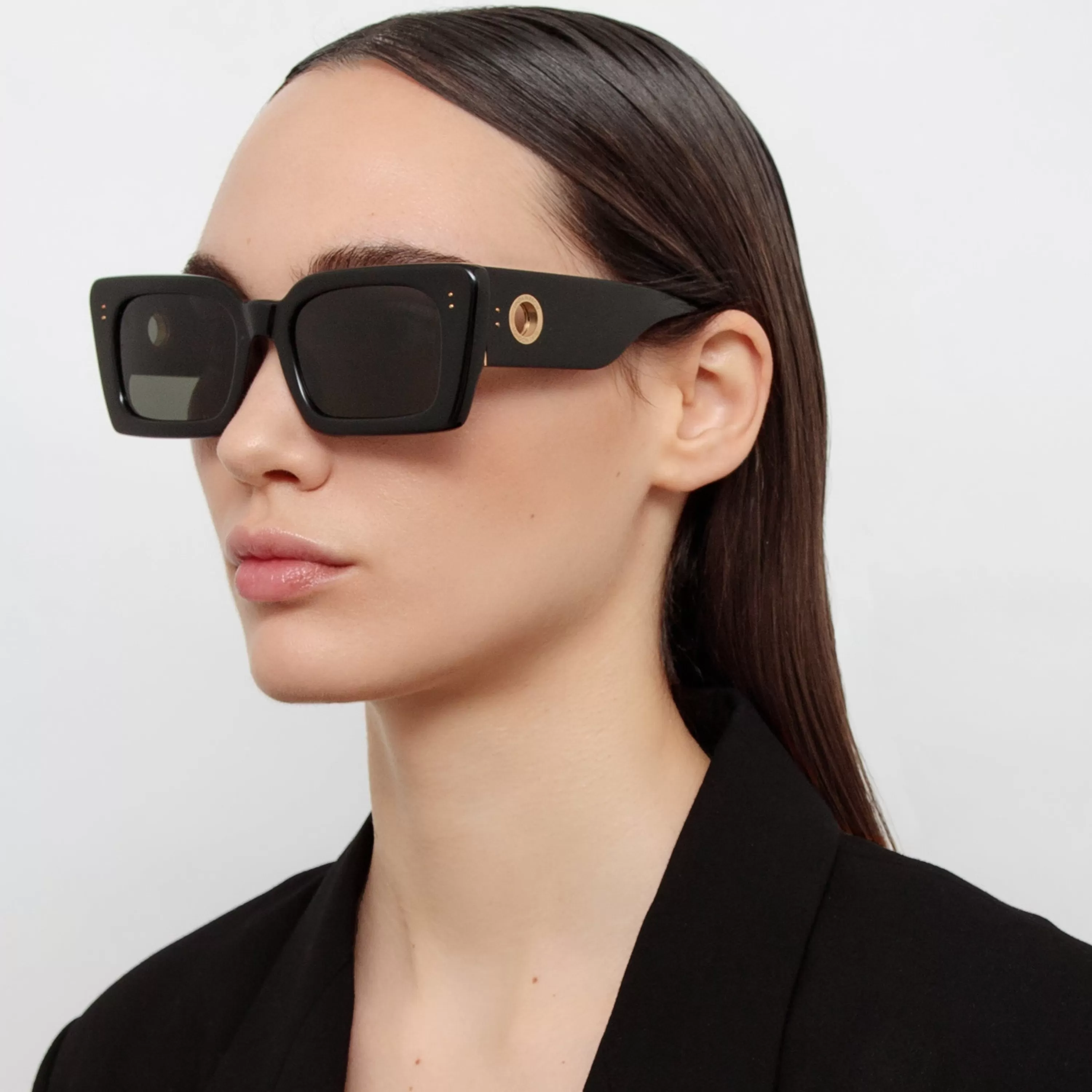 Women LINDA FARROW (U.K.) Nieve Rectangular Sunglasses in Black