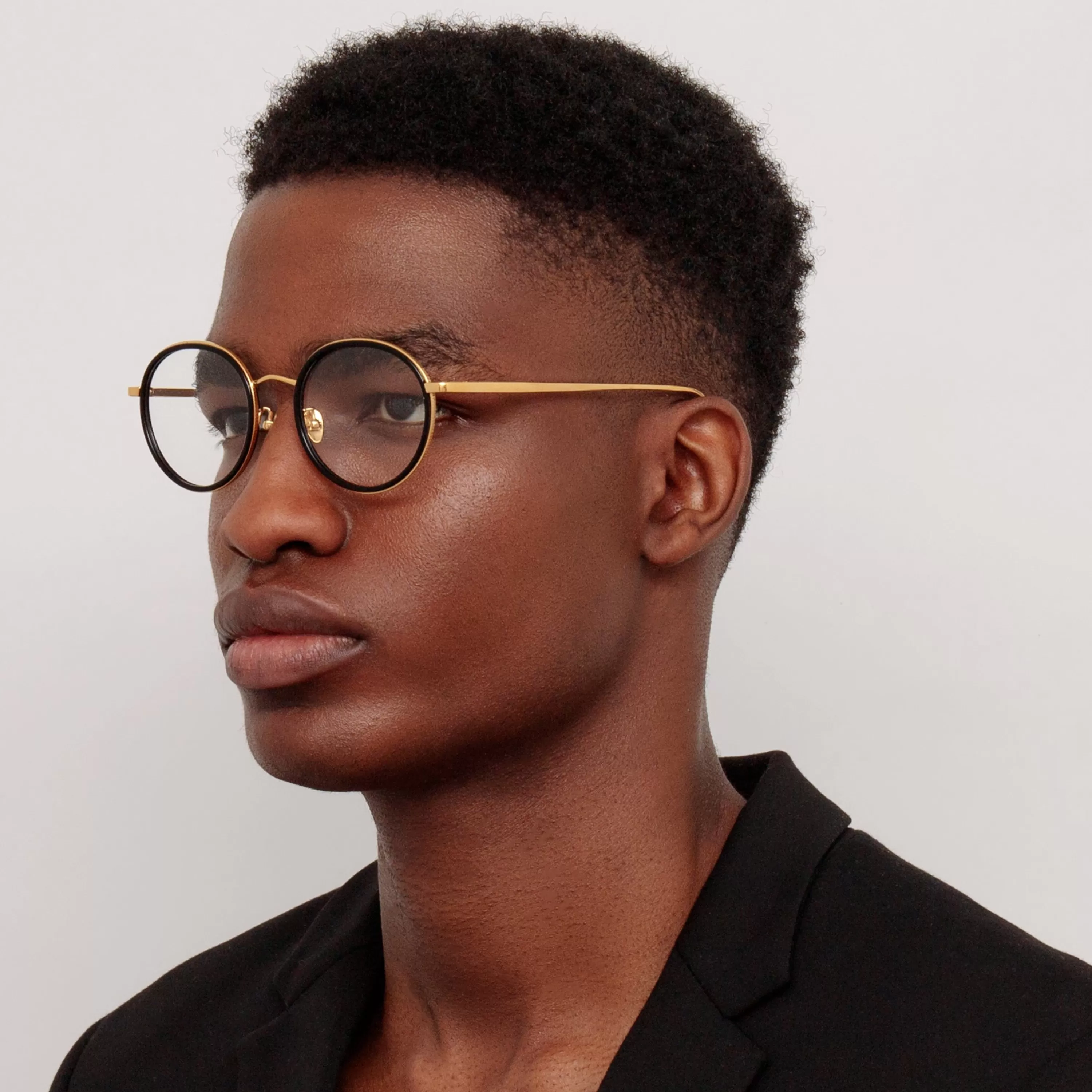 LINDA FARROW (U.K.) Sato Oval Optical Frame in Yellow Gold
