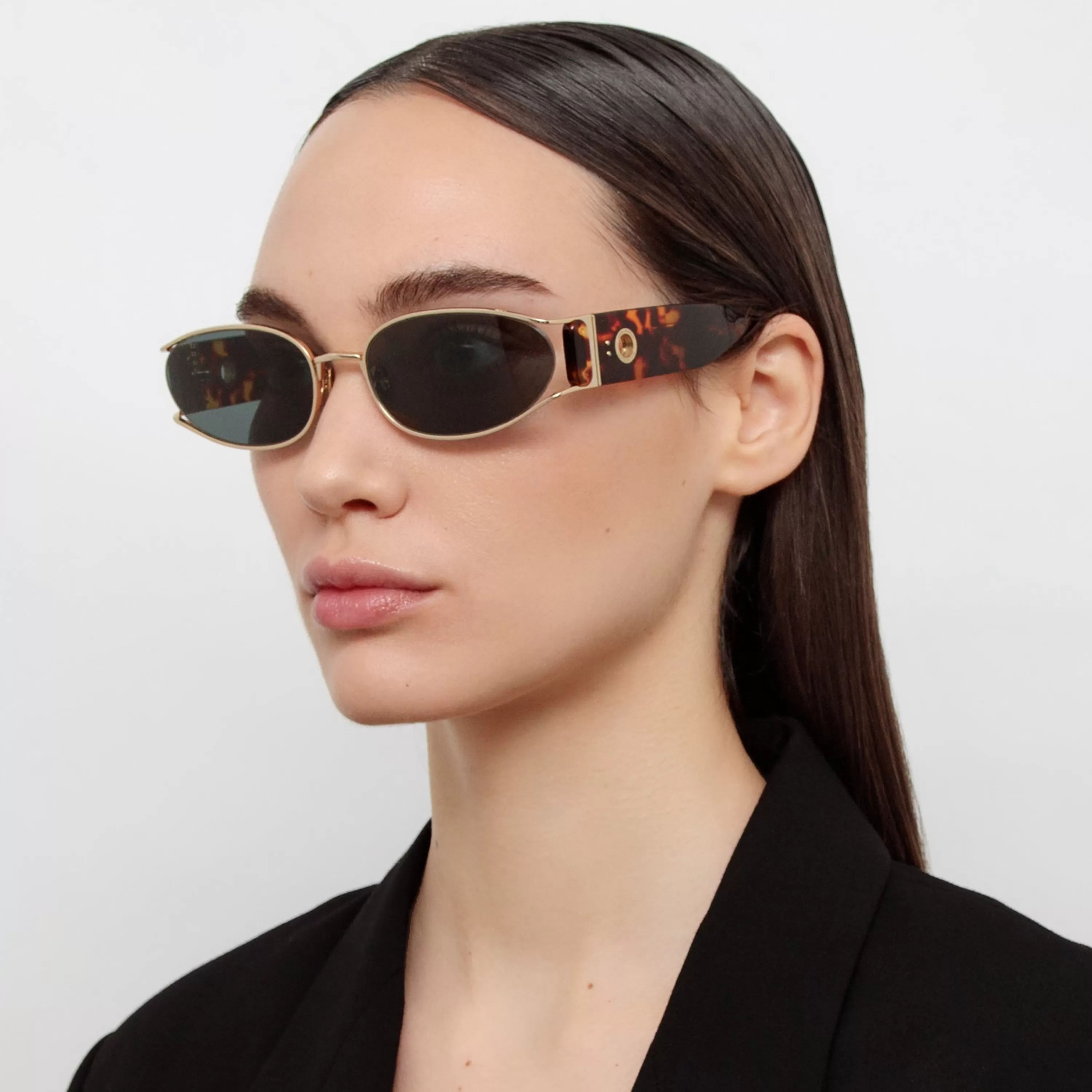 Women LINDA FARROW (U.K.) Shelby Cat Eye Sunglasses in Tortoiseshell
