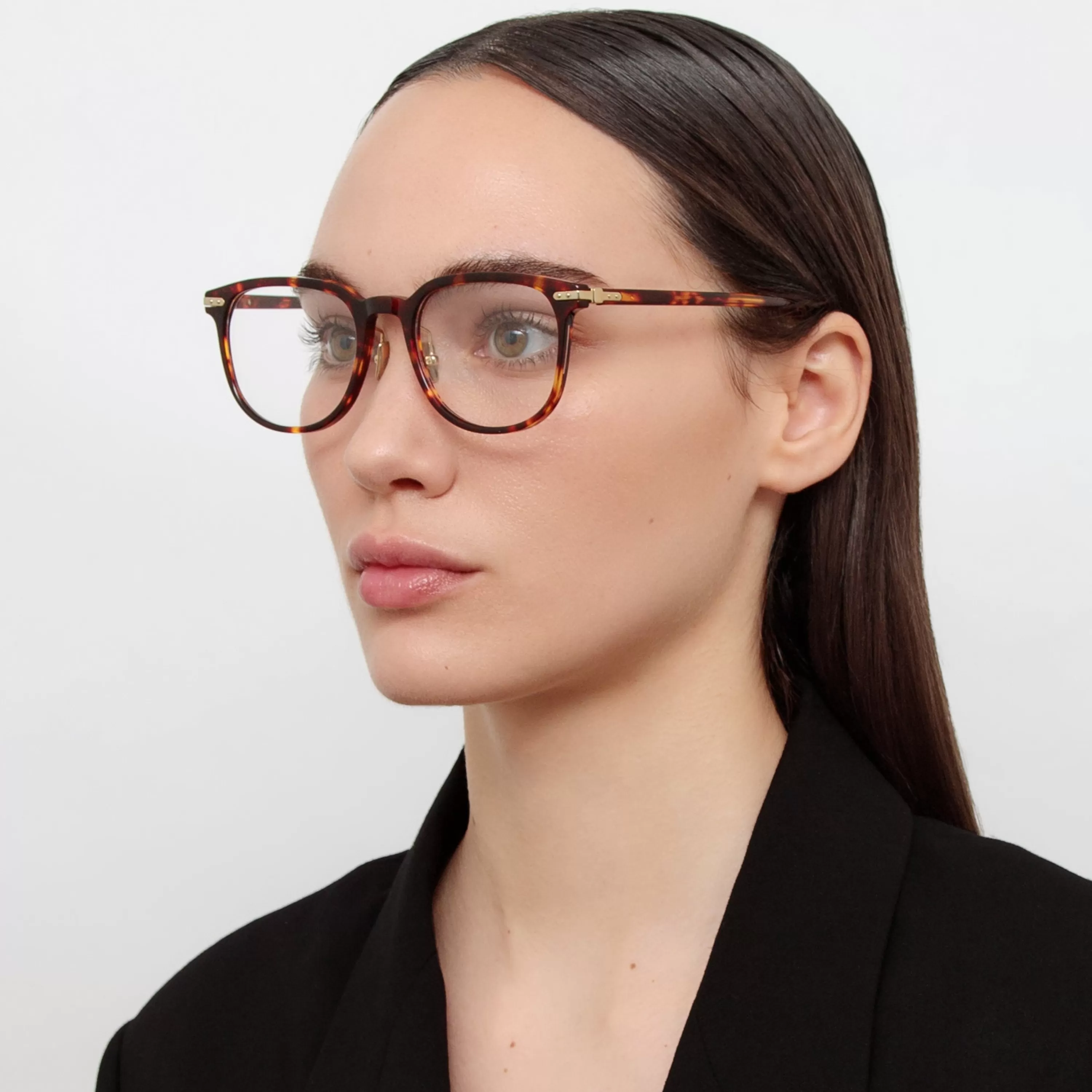 LINDA FARROW (U.K.) Sullivan Optical D-Frame in Tortoiseshell (Asian Fit)