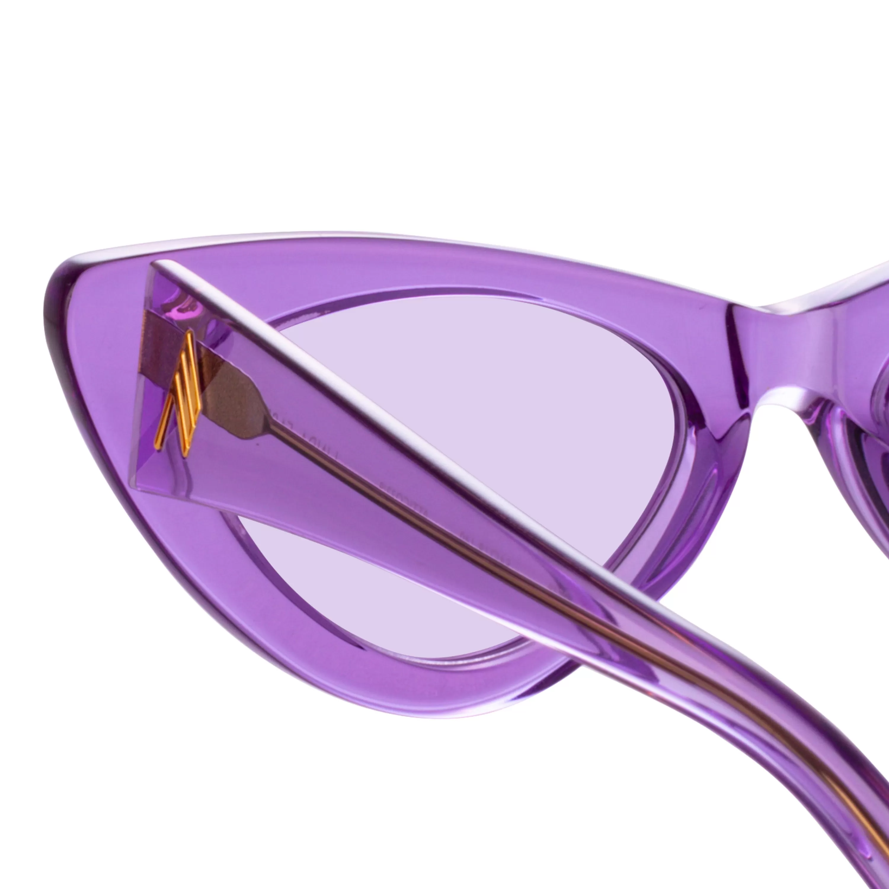the_attico_dora_dframe_sunglasses_in_purple_4.webp The Attico Dora D-Frame Sunglasses in Purple