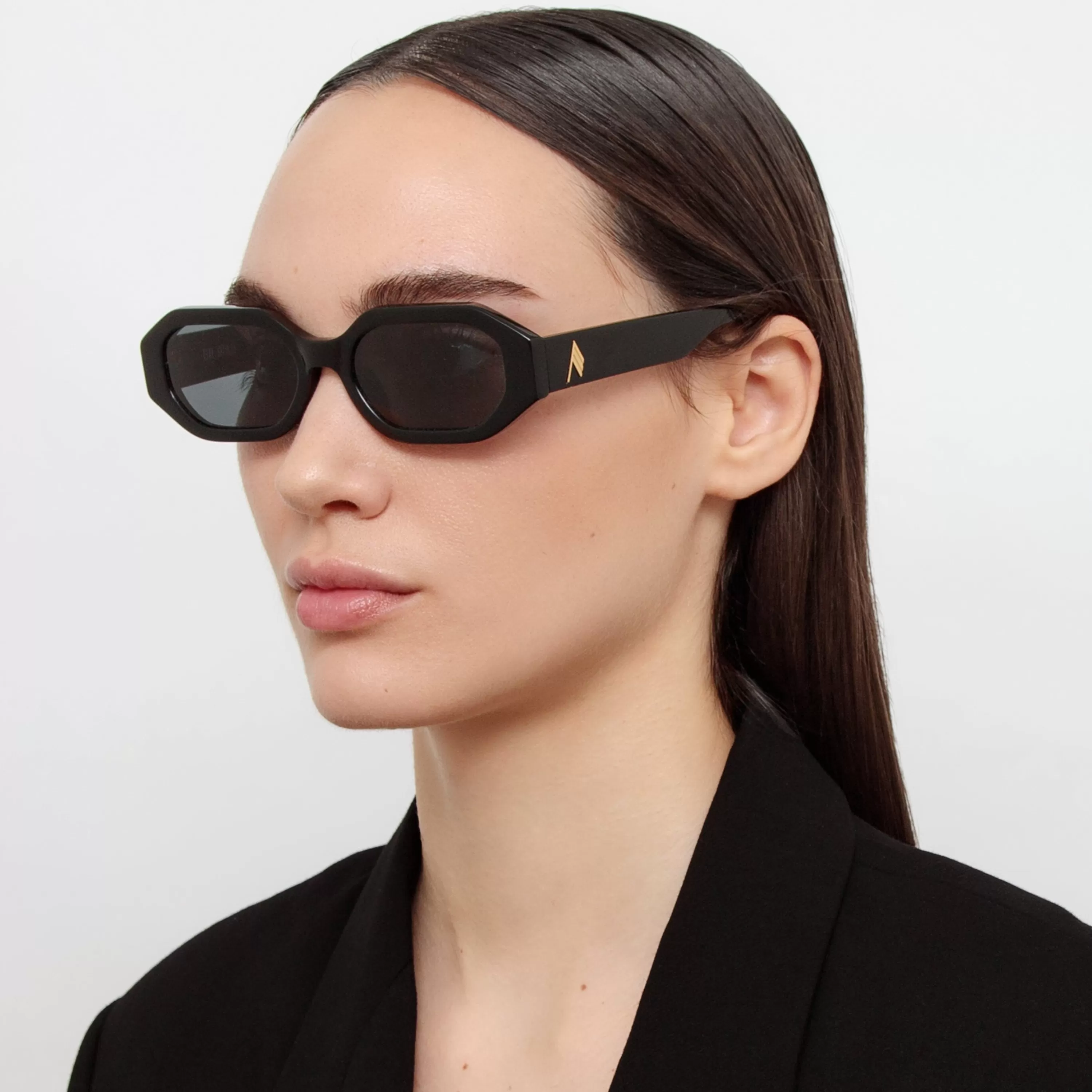The Attico Irene Angular Sunglasses in Black