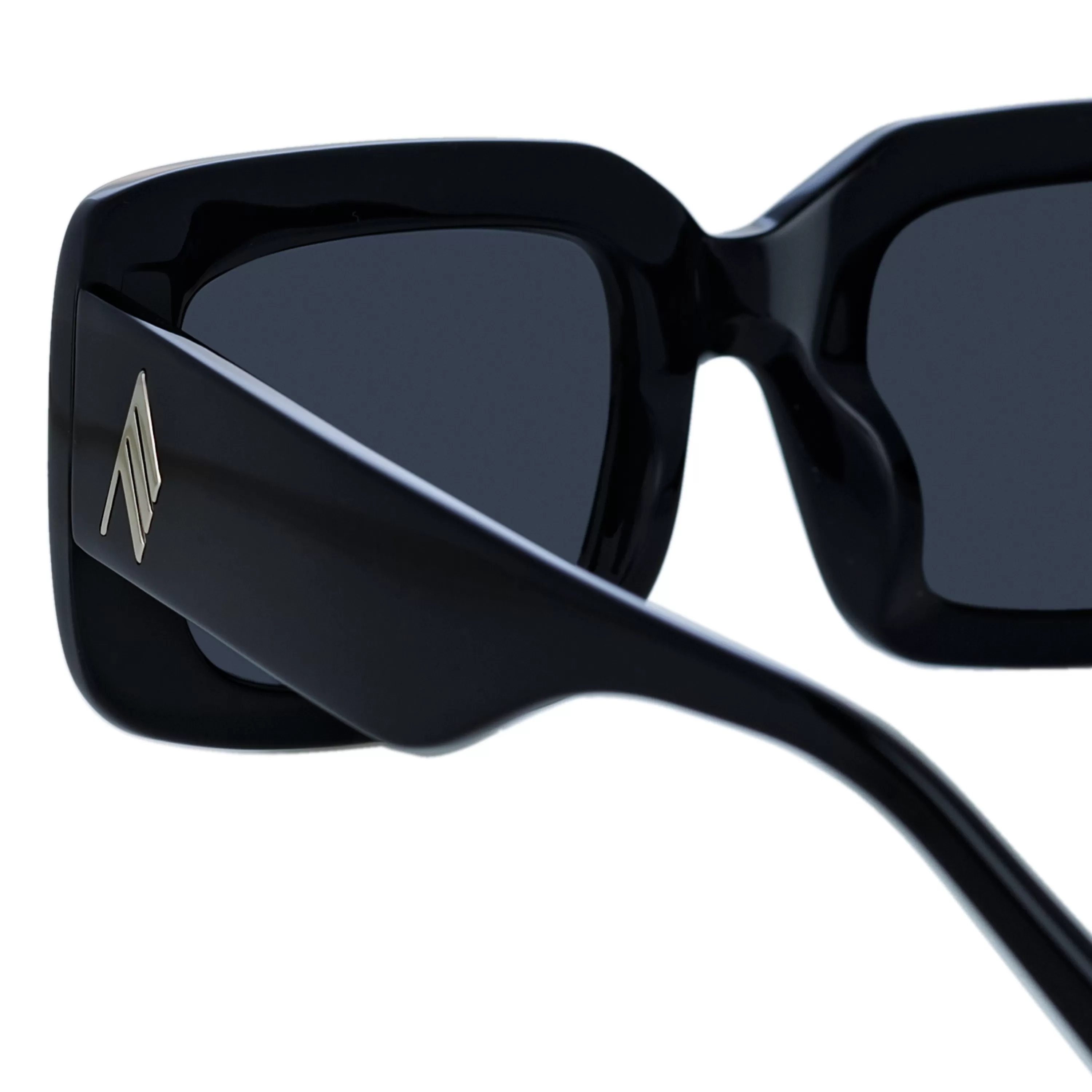 the_attico_jorja_rectangular_sunglasses_in_black_4.webp The Attico Jorja Rectangular Sunglasses in Black