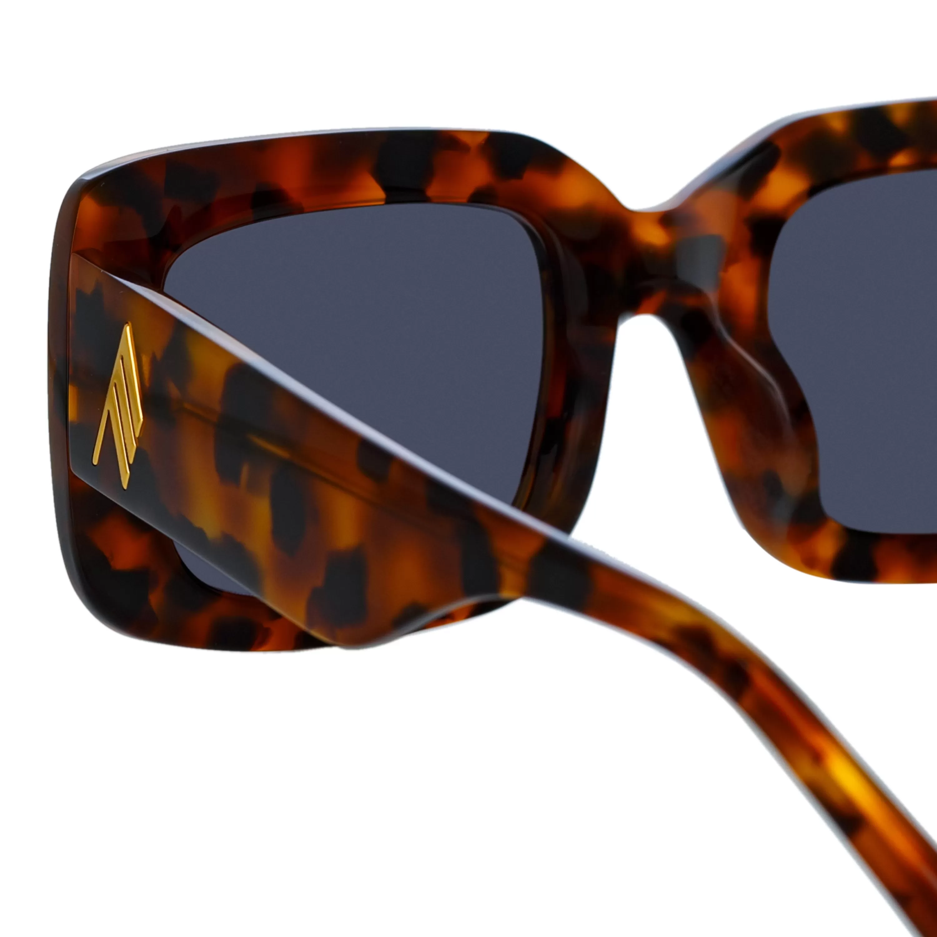 the_attico_jorja_rectangular_sunglasses_in_tortoiseshell_3.webp The Attico Jorja Rectangular Sunglasses in Tortoiseshell