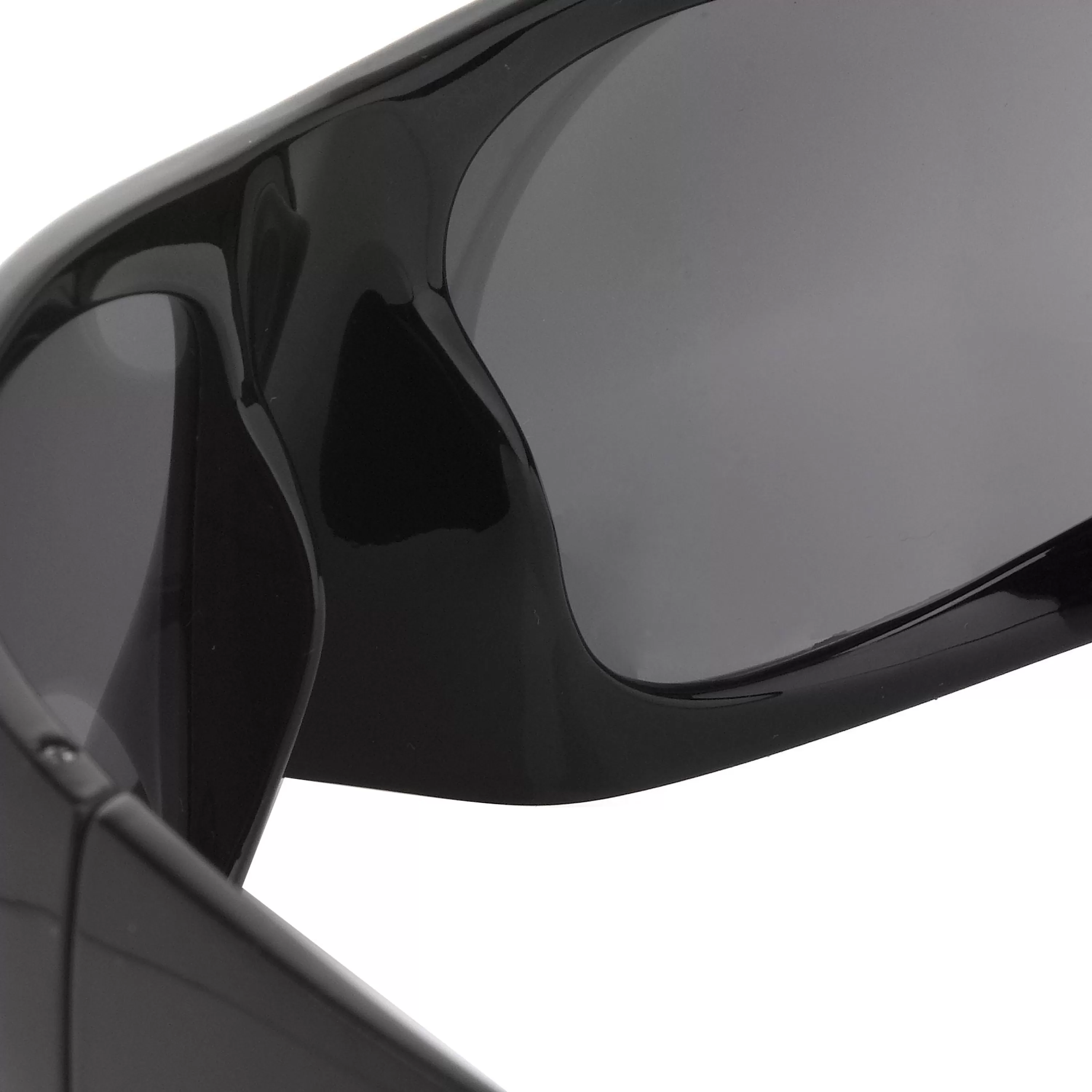 the_mask_sunglasses_in_black_2.webp LINDA FARROW UK The Mask Sunglasses in Black